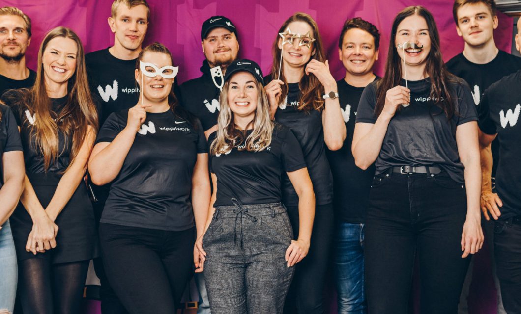 Wippiin tuparit uudella toimistolla