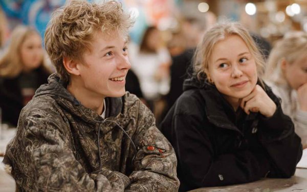 Työn ensiaskel – miksi ensimmäinen työpaikka on tärkeämpi kuin arvaat